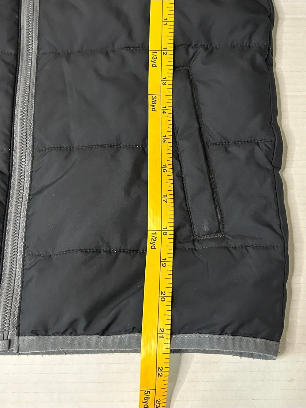 Under Armour YSM Small Boys Black Hooded Puffer Jacket with Gray Trim